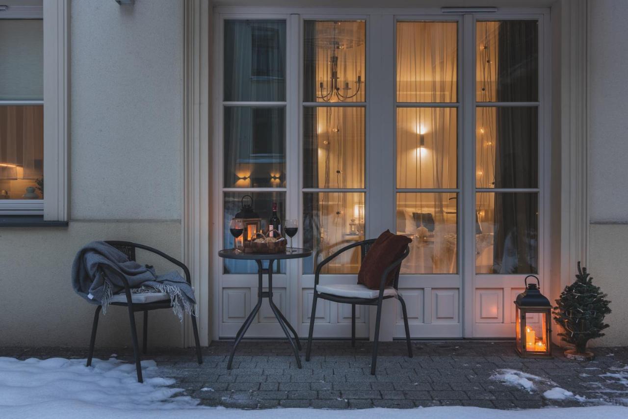 Atrium - Old Town Luxury Apartments By Upstairs Krakau Buitenkant foto