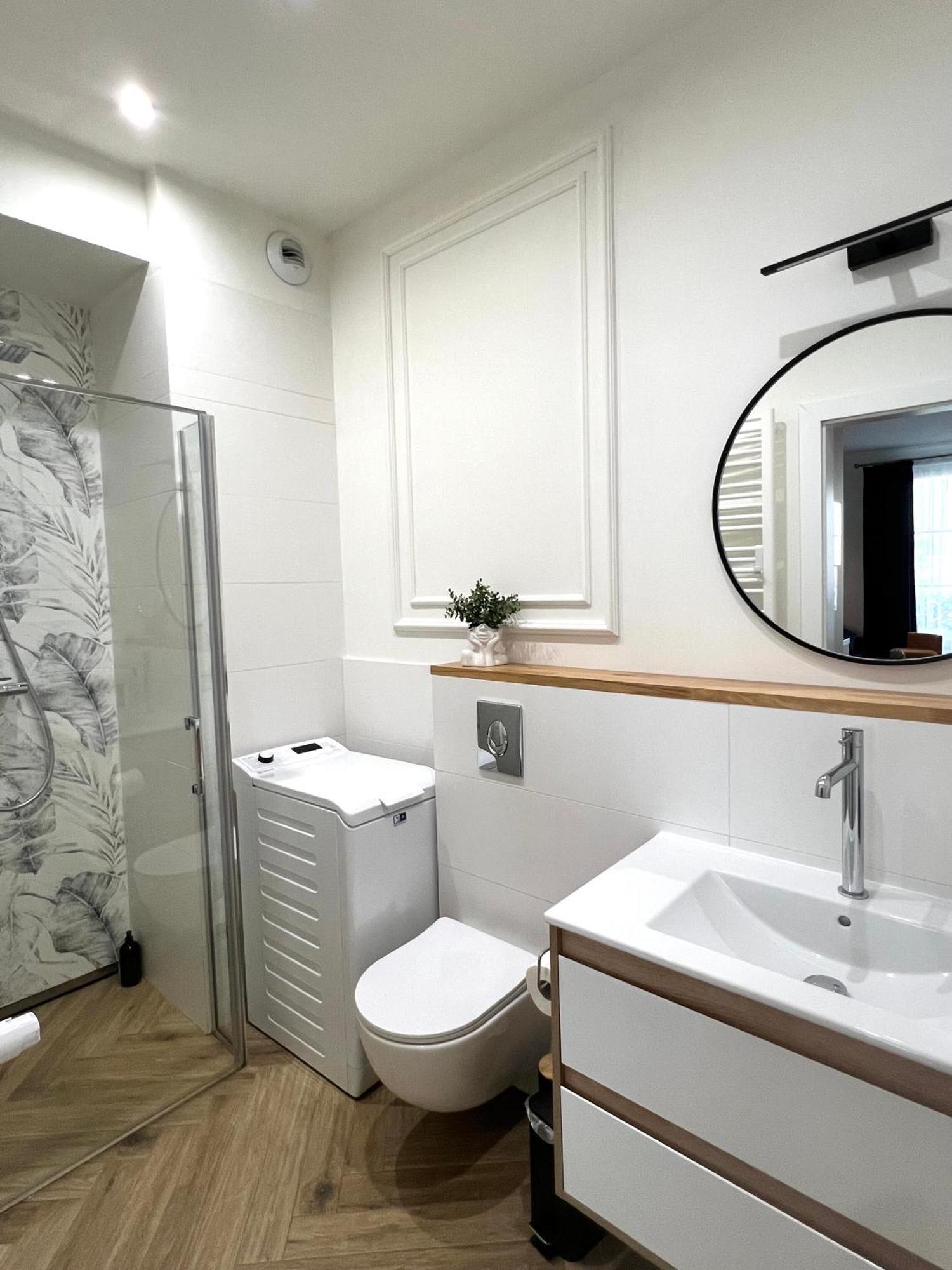 Atrium - Old Town Luxury Apartments - By Upstairs Krakau Buitenkant foto